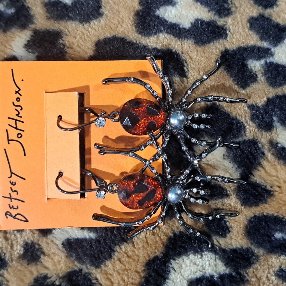 Spider earrings